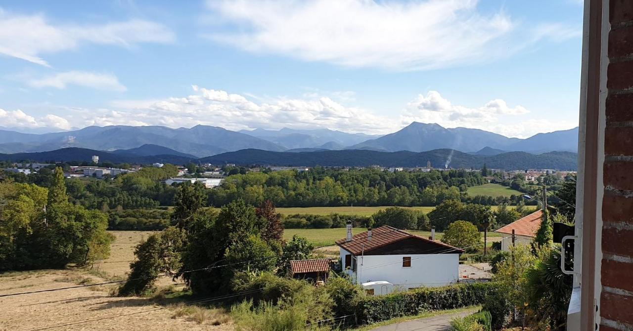 Pyrenees Vue Gite - Vues Fantastique, Parking Gratuit Sur Place & Piscine Saint Gaudens Esterno foto