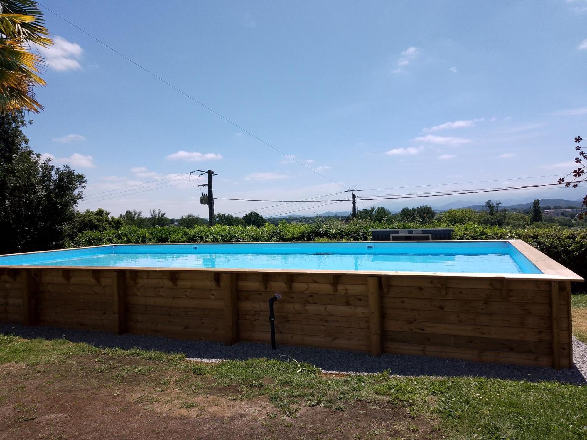 Pyrenees Vue Gite - Vues Fantastique, Parking Gratuit Sur Place & Piscine Saint Gaudens Esterno foto